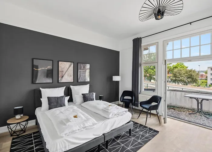 Charysma - Juwel In Anthrazit, Elegant, Stilvoll, Parkplatz